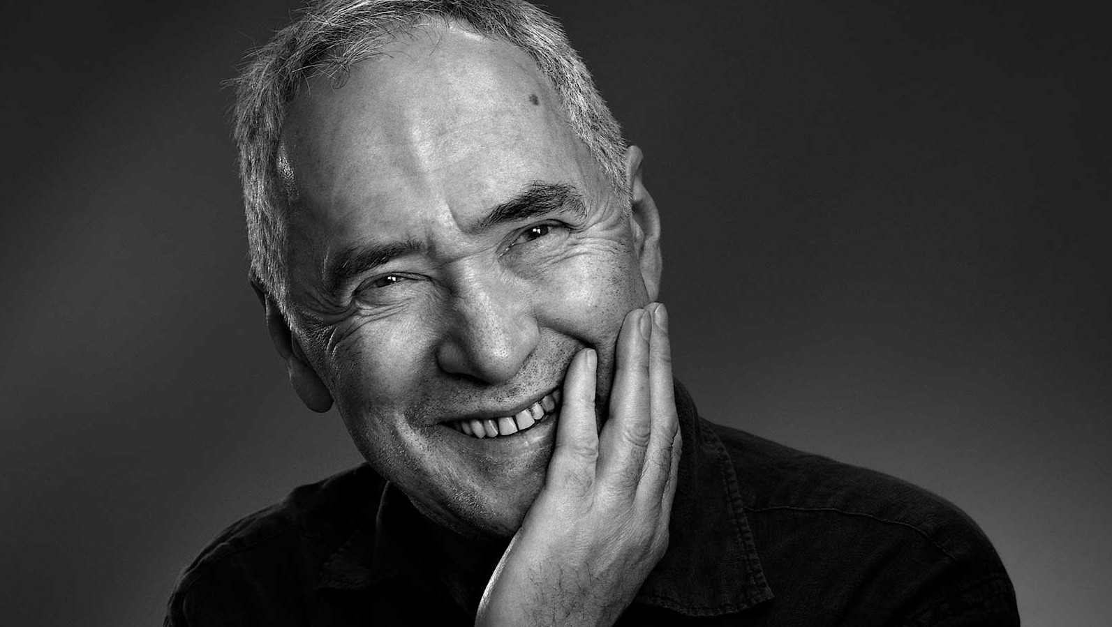 Nattens grenser - forfattersamtale med Kaj Skagen